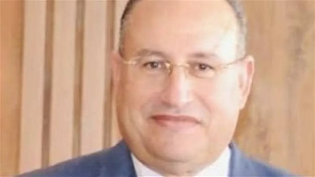 وزير تعليم عالي جديد.. عبد العزيز قنصوة يبدأ مهامه بملفات أكاديمية هامة